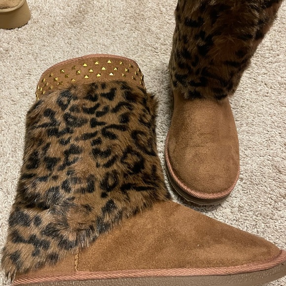 Just Fab Leopard 🐆 print Winter boots - Picture 3 of 11